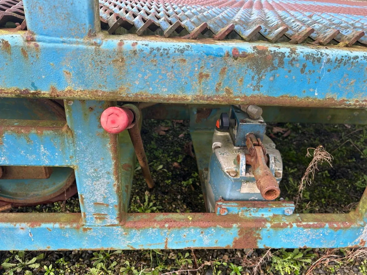 Loading Ramp - Image 3