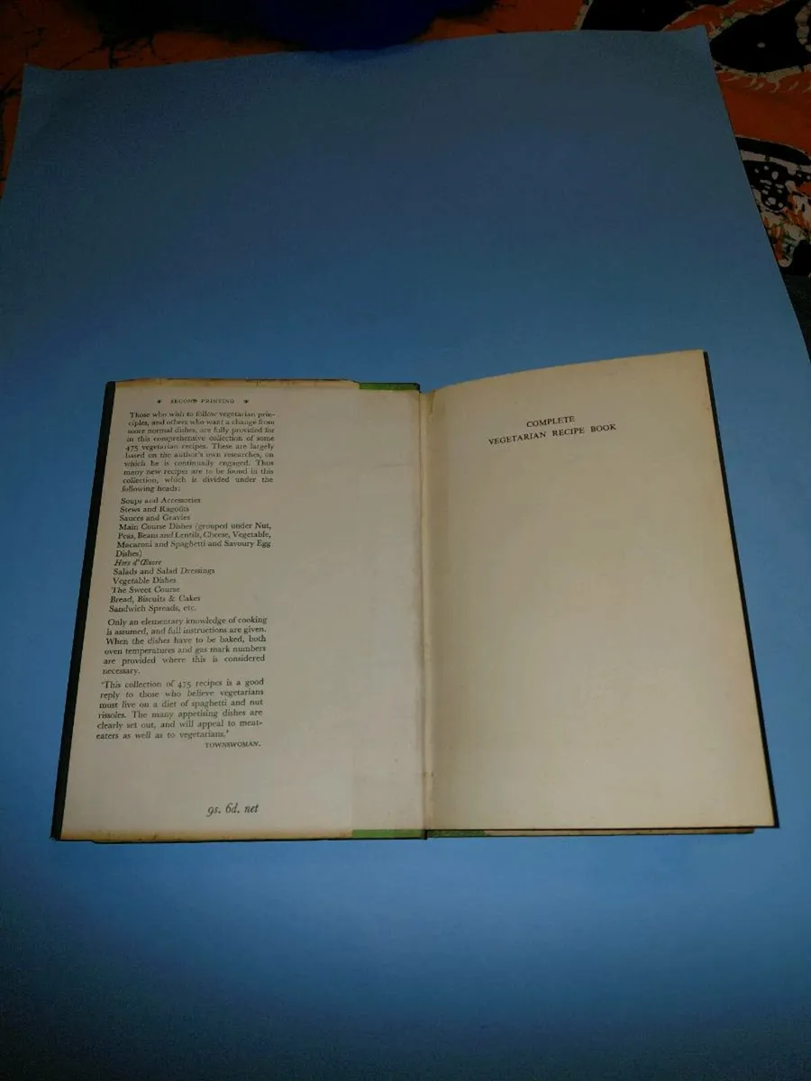 RARE BOOK 'COMPLETE VEGETARIAN RECIPE BOOK' - Image 2