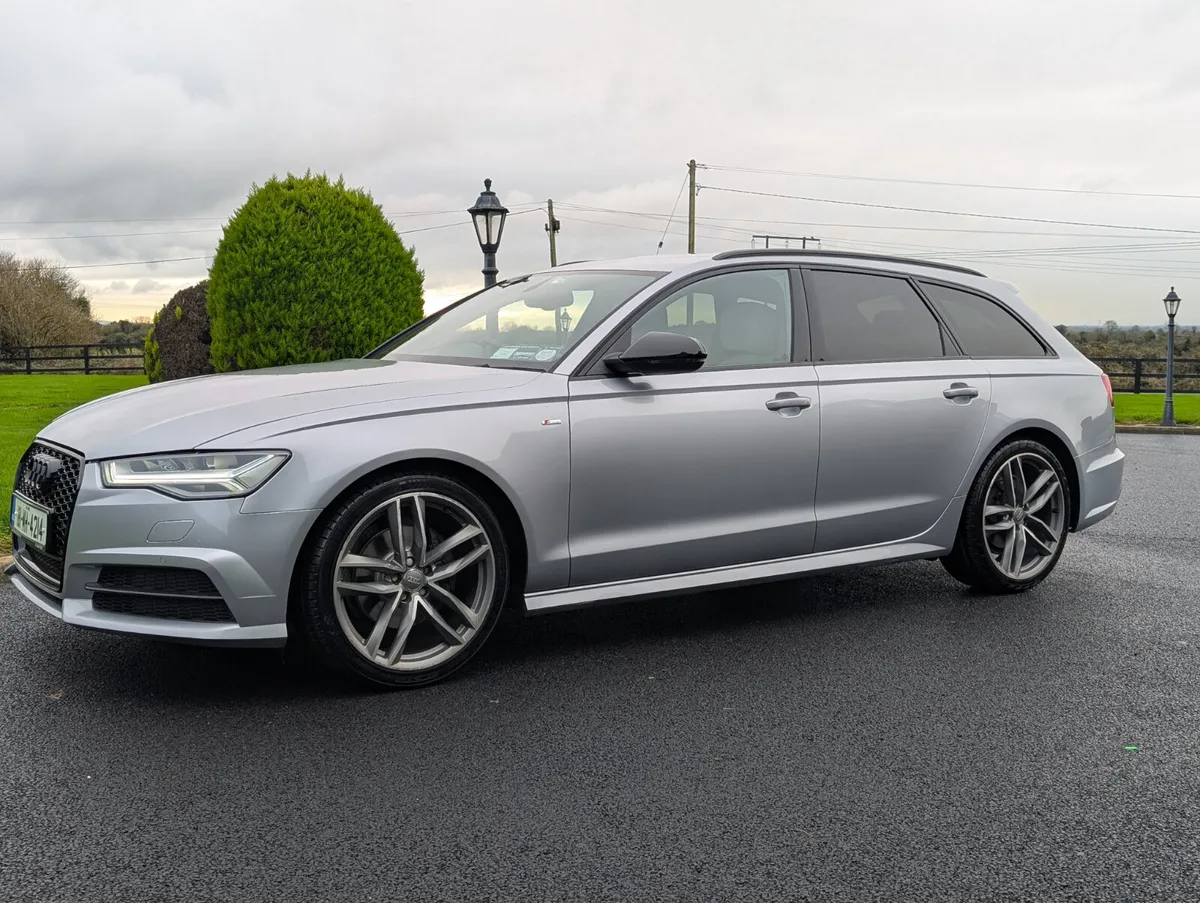Audi A6 2018 S Line ultra black edition only 88km - Image 4