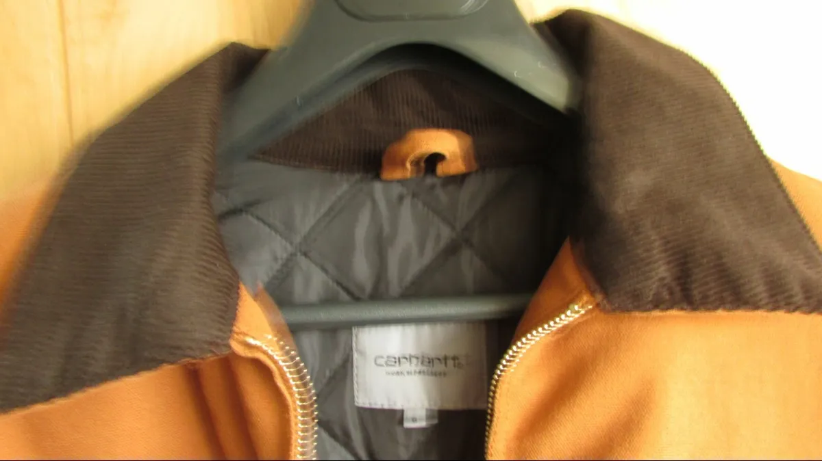 Carhartt Detroit Canvas Jacket  Size S,  Fits M - Image 4