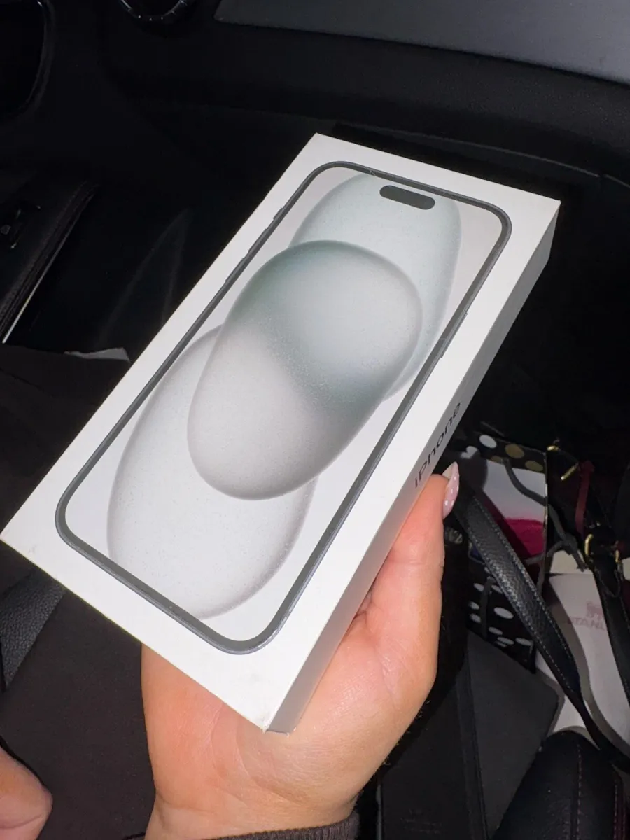 iPhone 15 Plus 128gb Black, with box & charger - Image 3