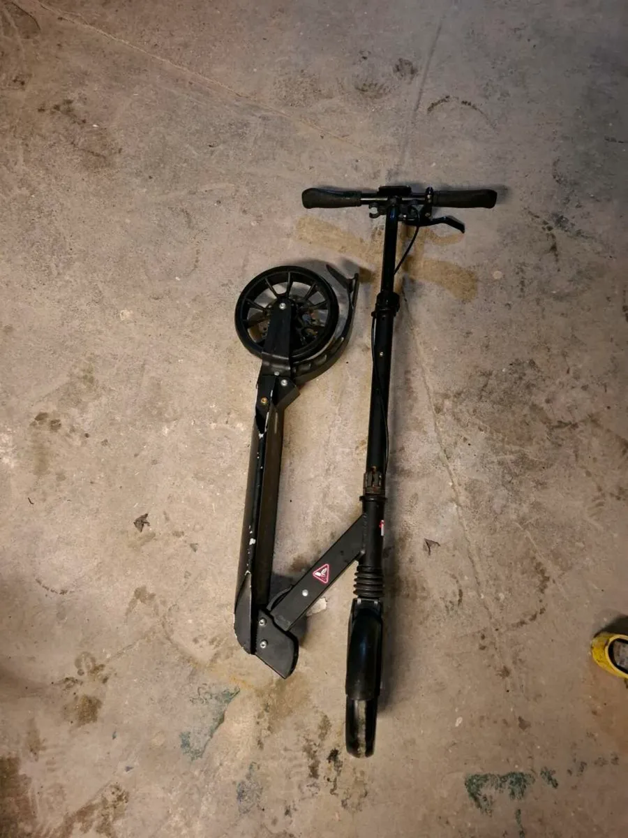 Scooter - Image 4