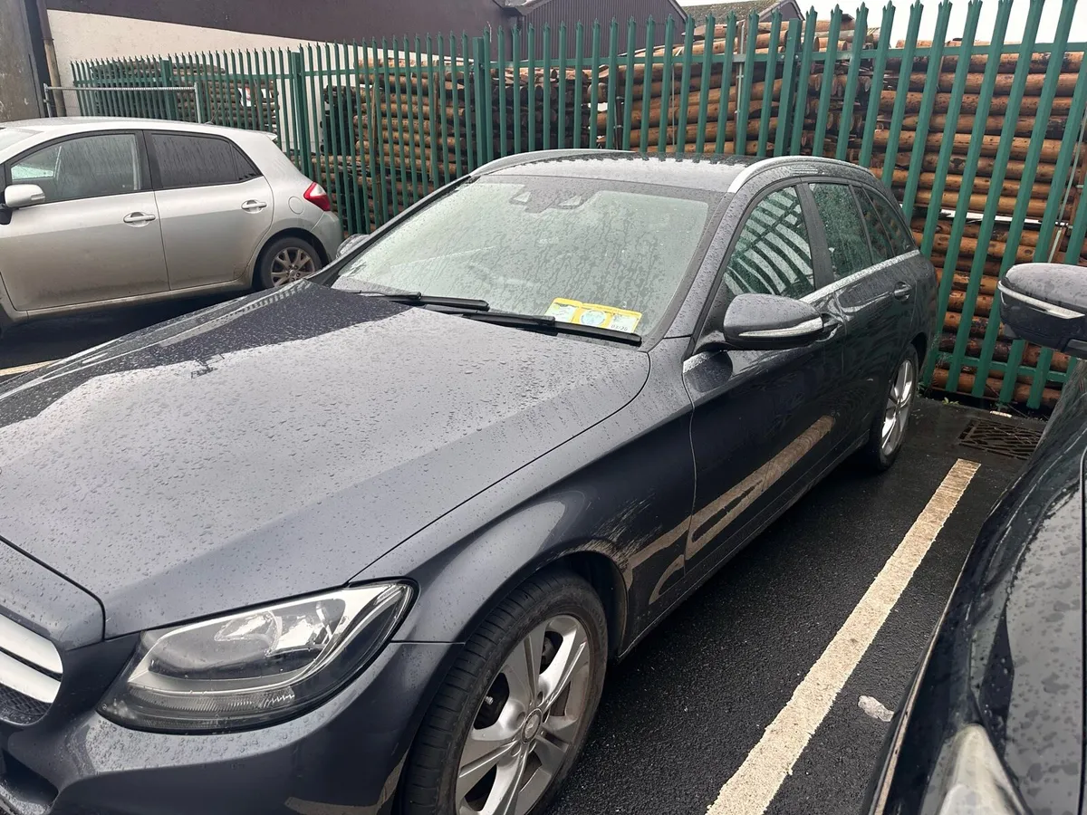 Mercedes Benz Estate C220 - Image 2