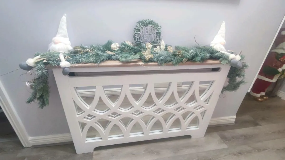 Radiator cover - Image 1