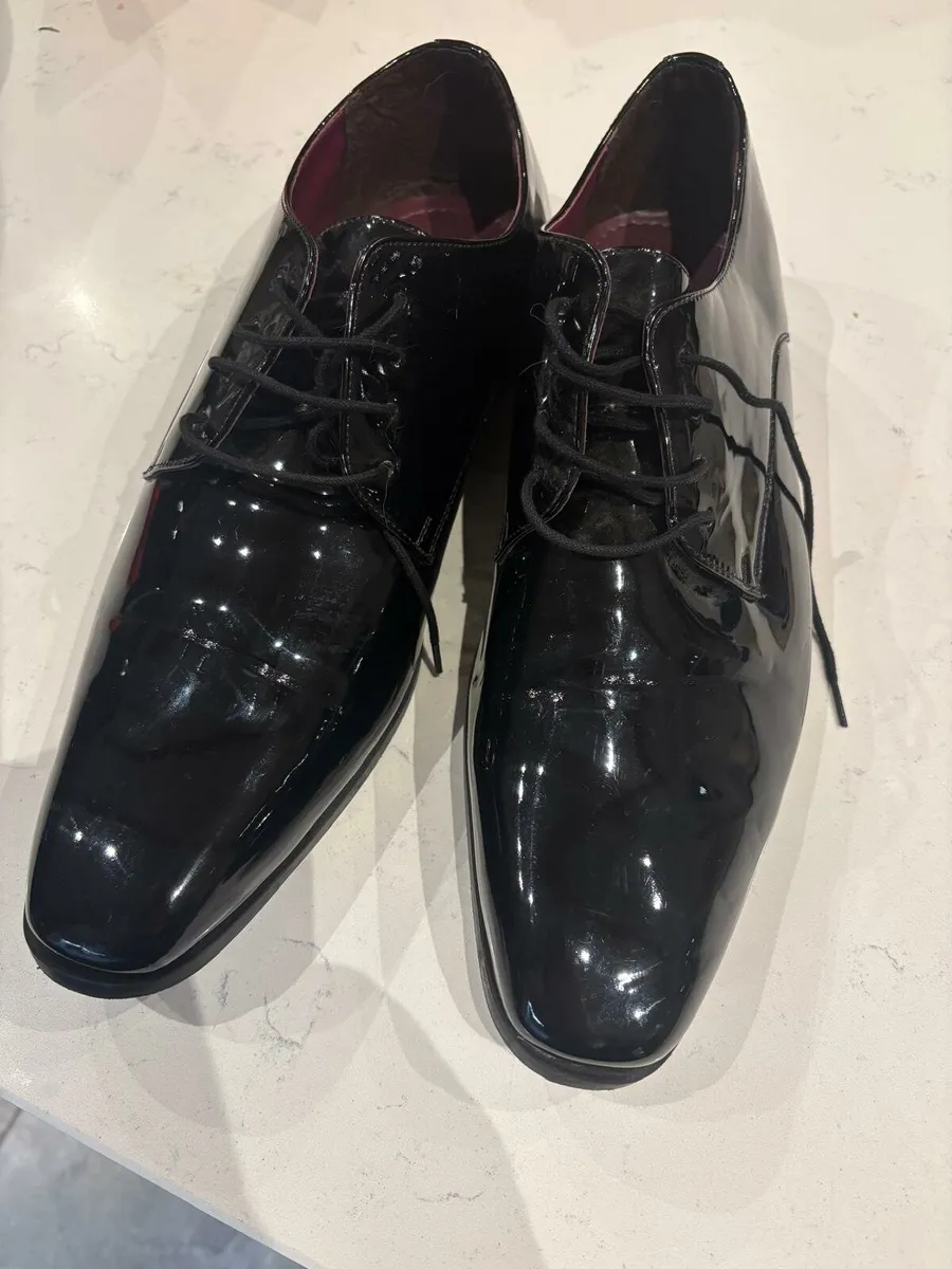Black patent leather mens shoes - Image 1