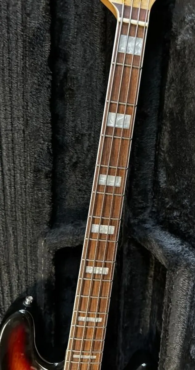 Lakland Skyline 44-64 Sunburst 2011 - Image 4