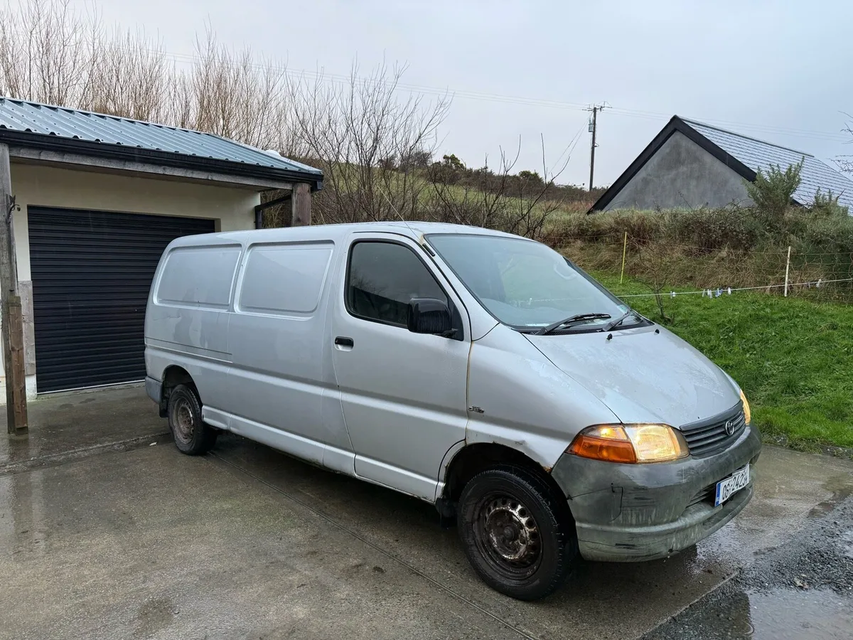 Toyota Hiace - Image 1
