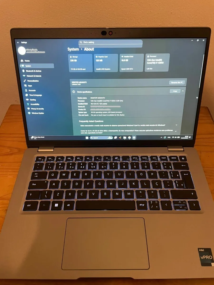 Dell Latitude 5430 i7 12th Gen 16GB RAM 256GB SSD - Image 1