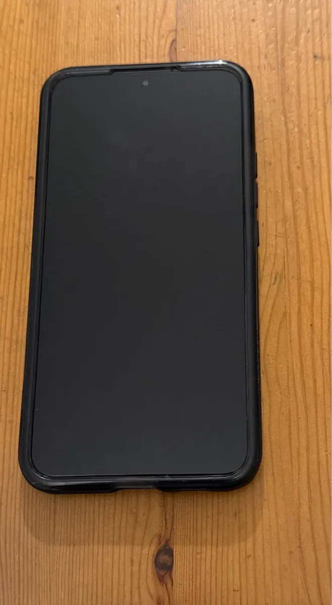 Samsung Galaxy S22+ - Image 1