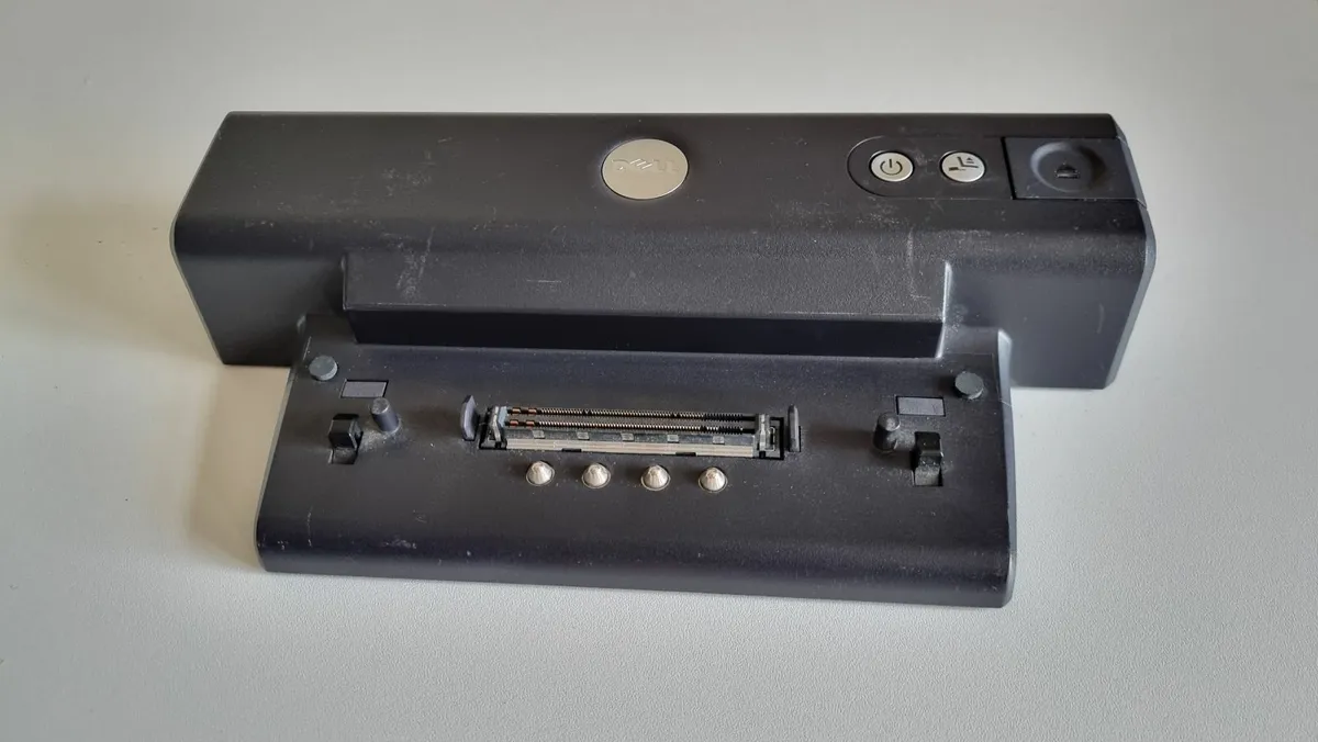 Dell PR01X Docking Station - Image 1