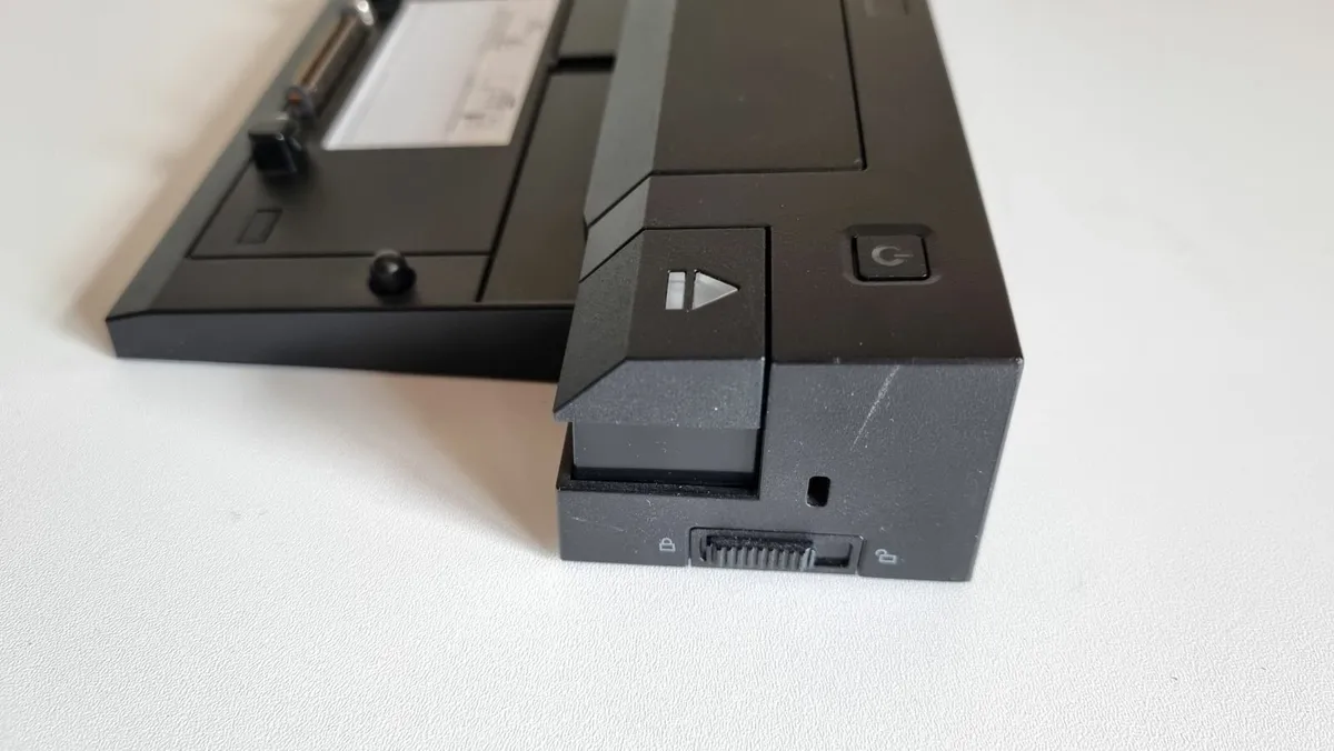 Dell PR02X Docking Station - Image 2