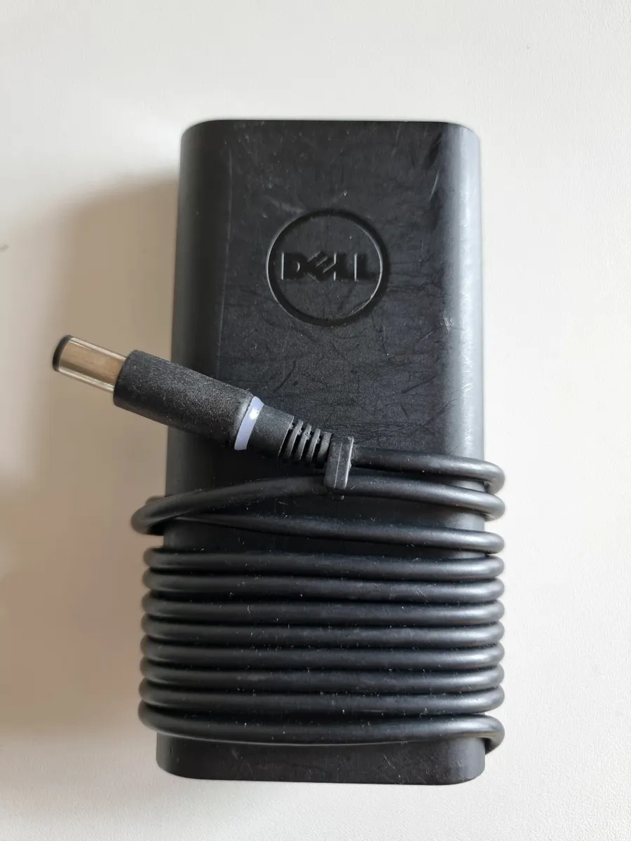 Dell 90w AC Adapter Laptop Charger - Image 1