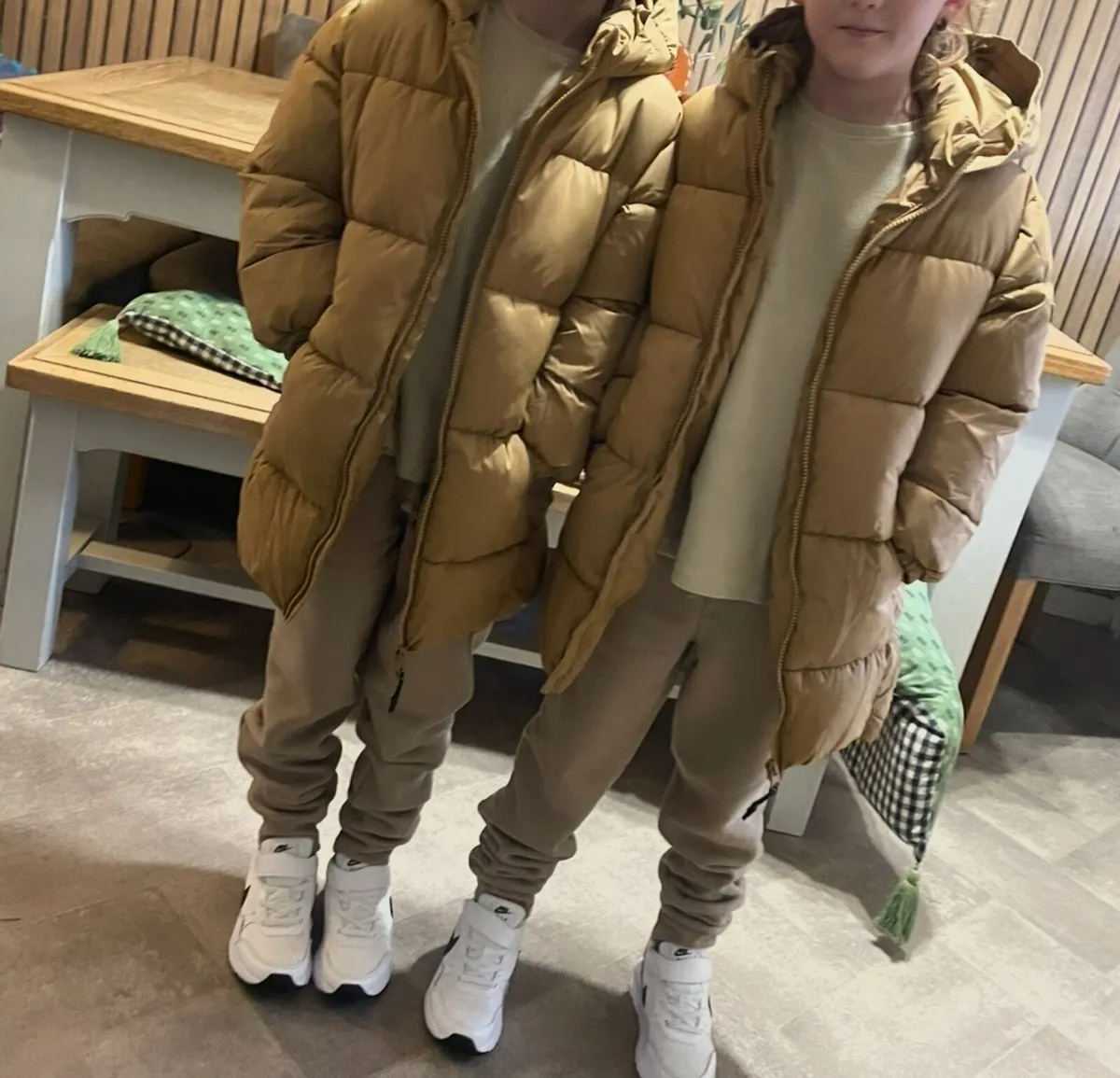 Kids coats - Image 1