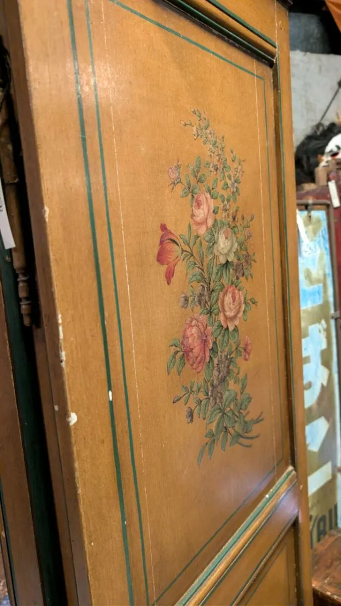 Antique French painted cabinet - Image 3