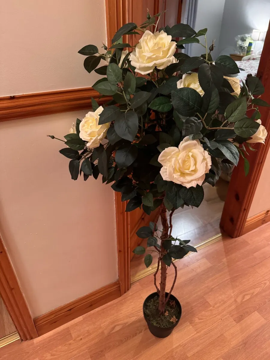 Wedding decor - Image 2