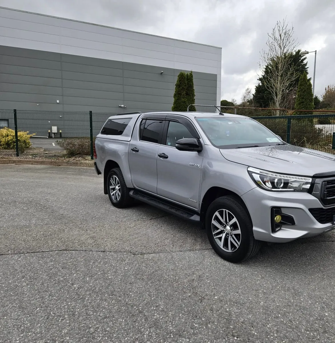 HILUX INVINCIBLE- IRISH JEEP - PRICED TO SELL- - Image 1