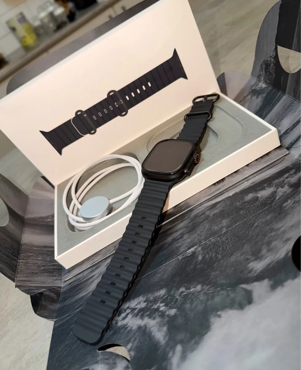 Apple Watch Ultra 3 (Cellular) 49mm Titanium Black - Image 4