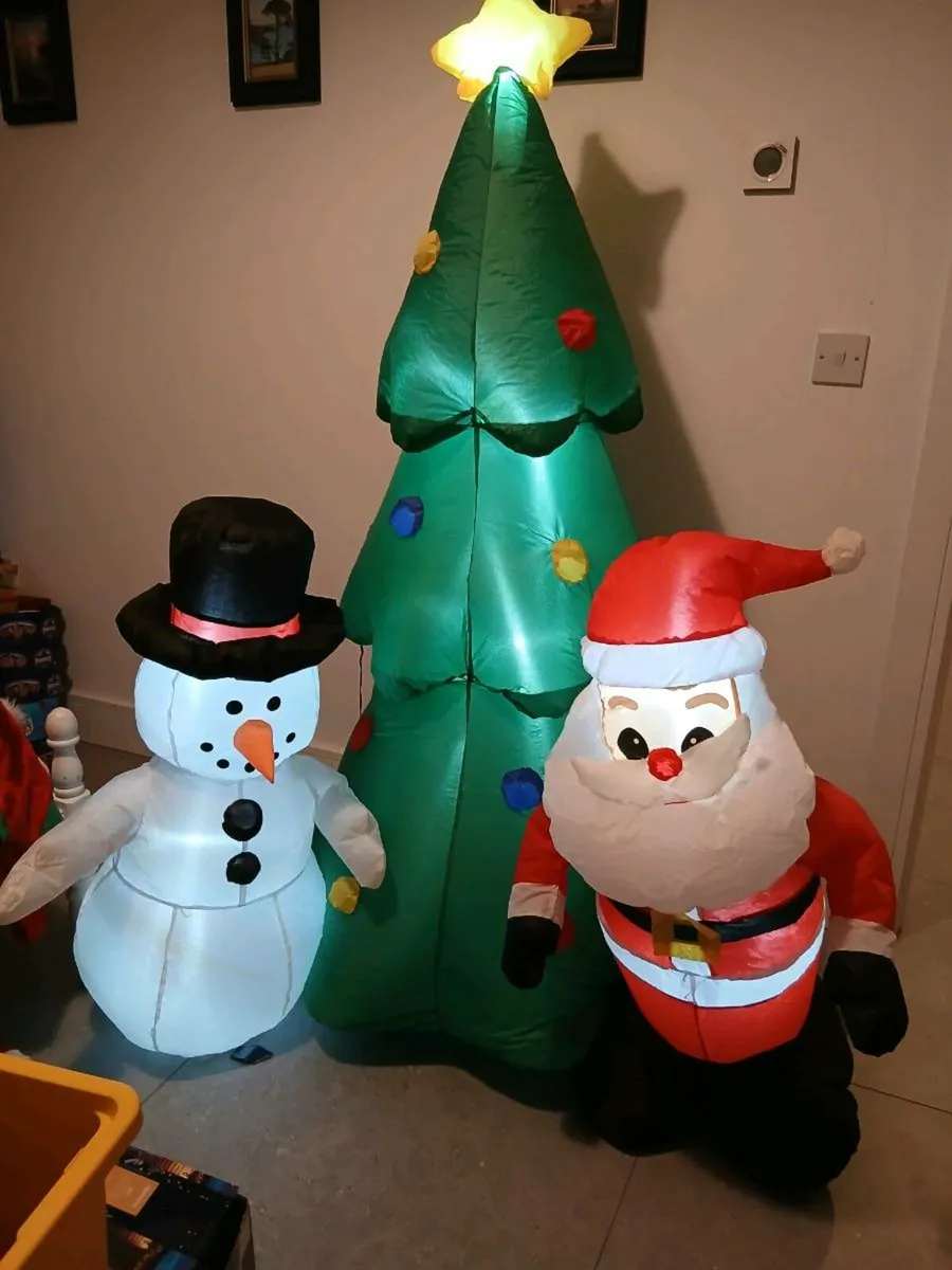 Christmas inflatable - Image 1