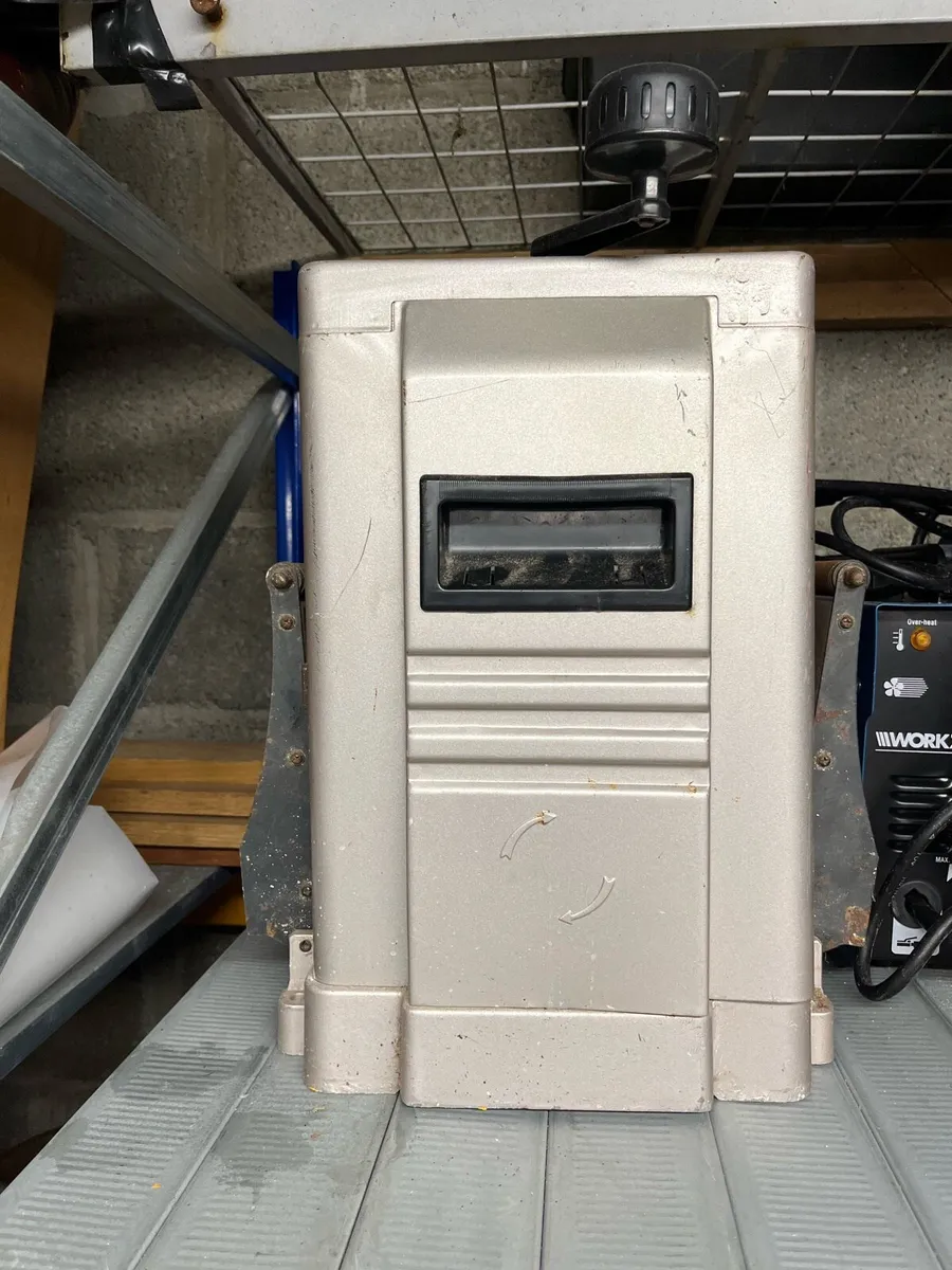 Ryobi planner thicknesser - Image 1