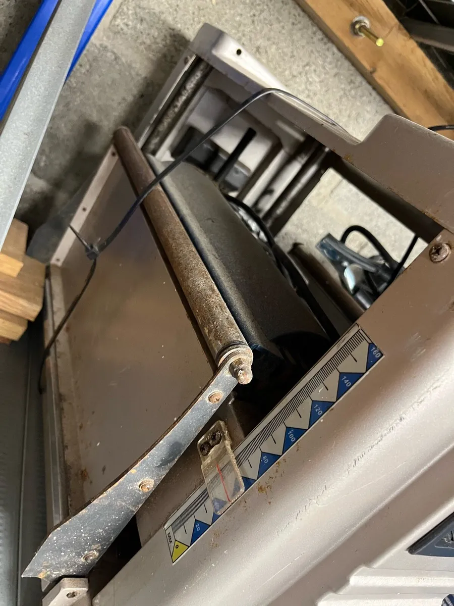 Ryobi planner thicknesser - Image 2