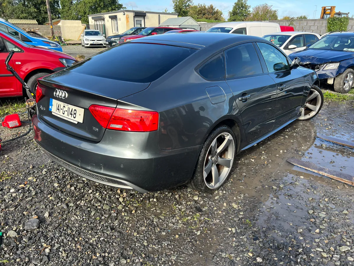 141 Audi A5 2.0 Diesel S-Line Black edition - Image 4