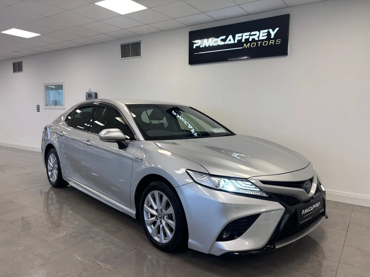 2019 Toyota Camry 2.5 Self Charging Hybrid - Image 4