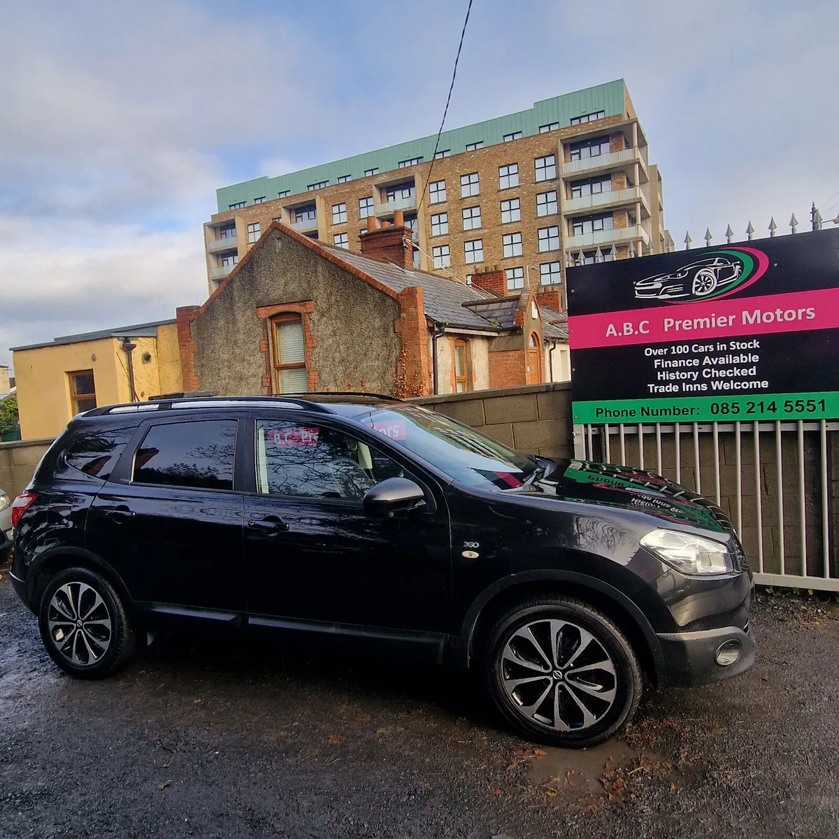 Nissan Qashqai+2 2013 TOP SPEC LOW ML - Image 2