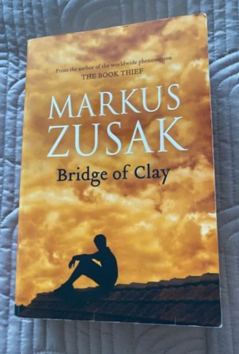 Book: Markus Zusak, Bridge of Clay - Image 1
