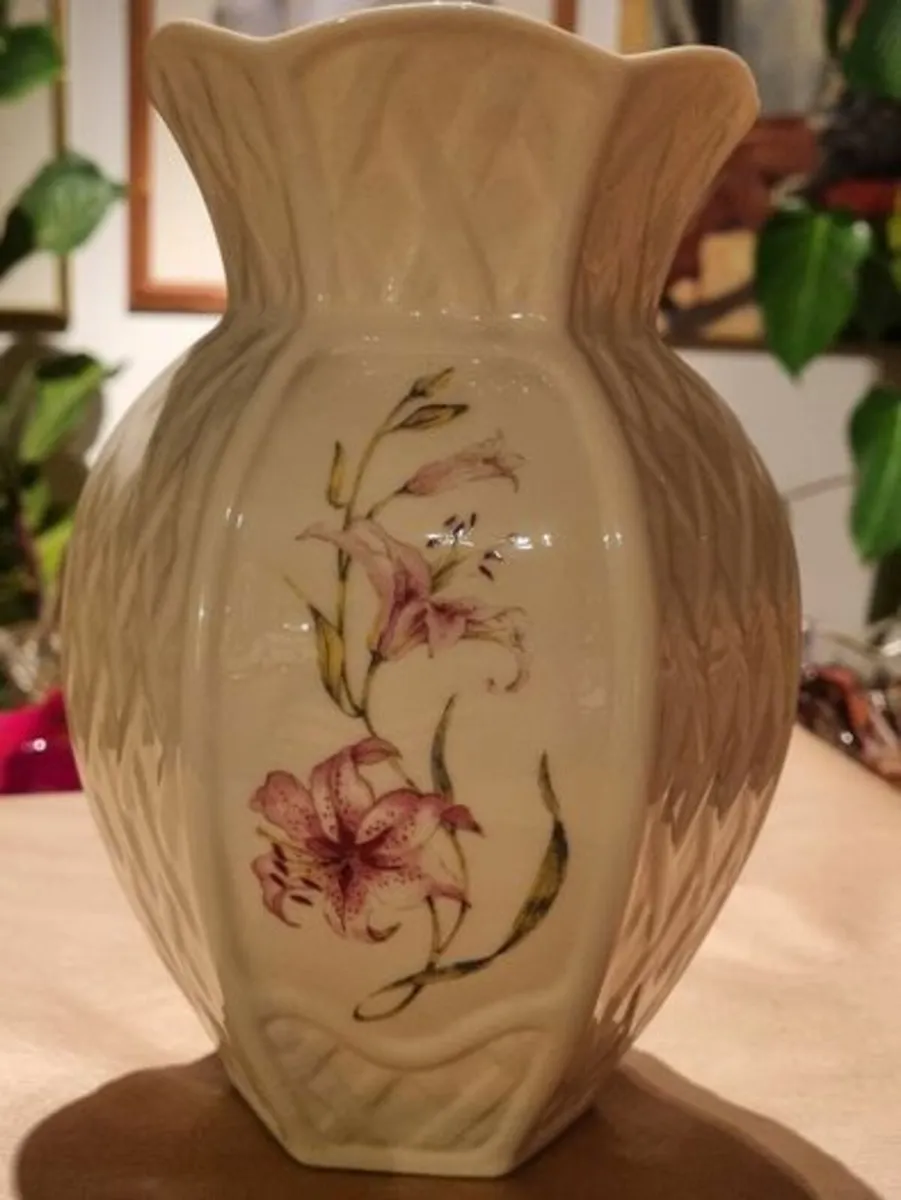 Belleek Vase - Image 2