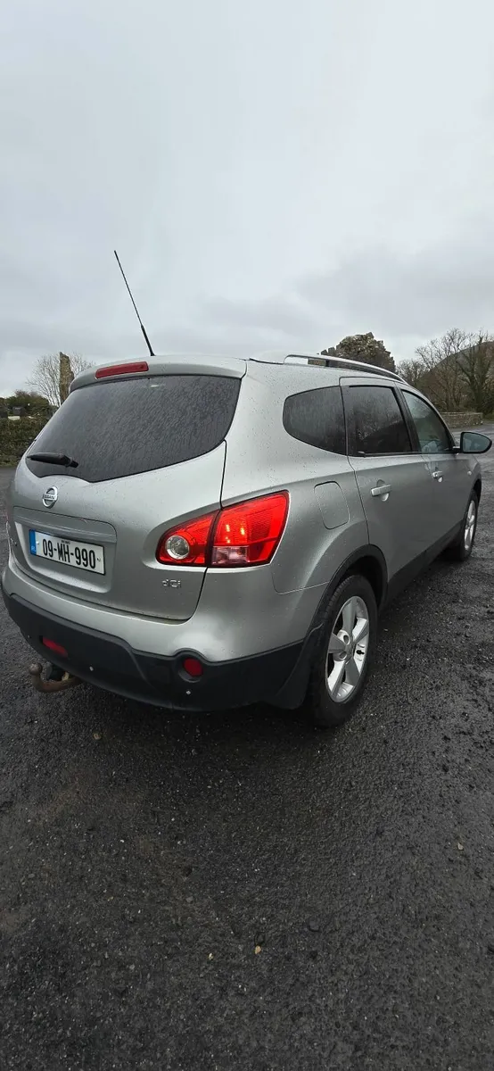 Nissan Qashqai+2 2009 - Image 2