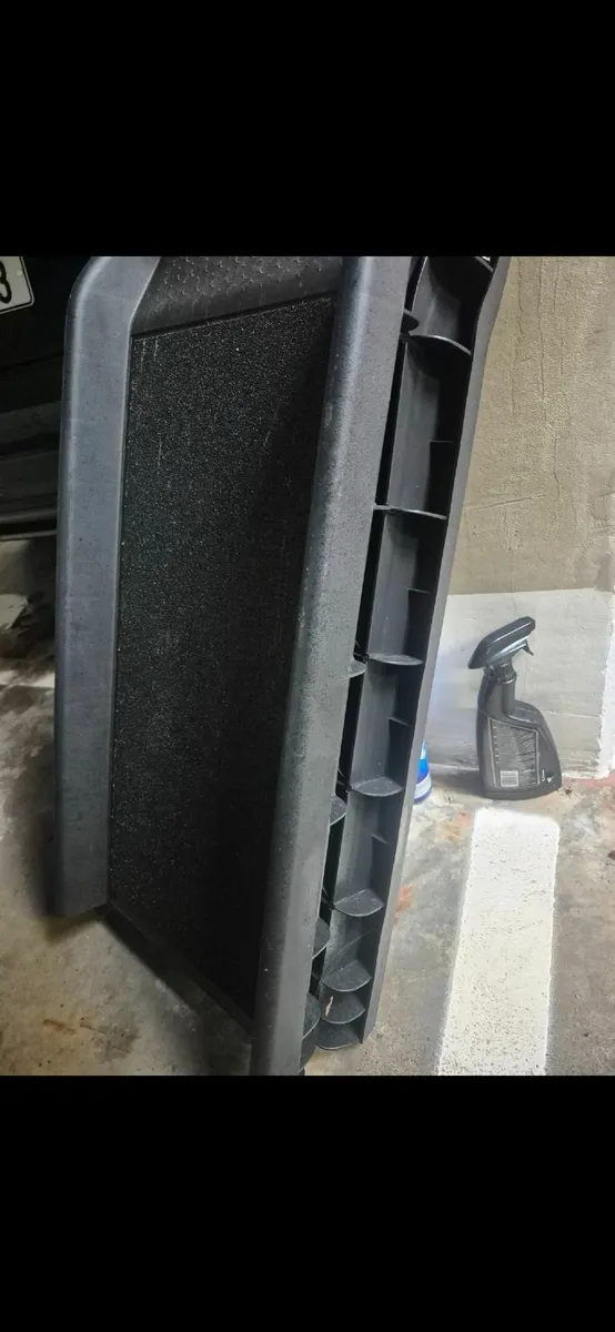 Dog folding ramp - Image 1