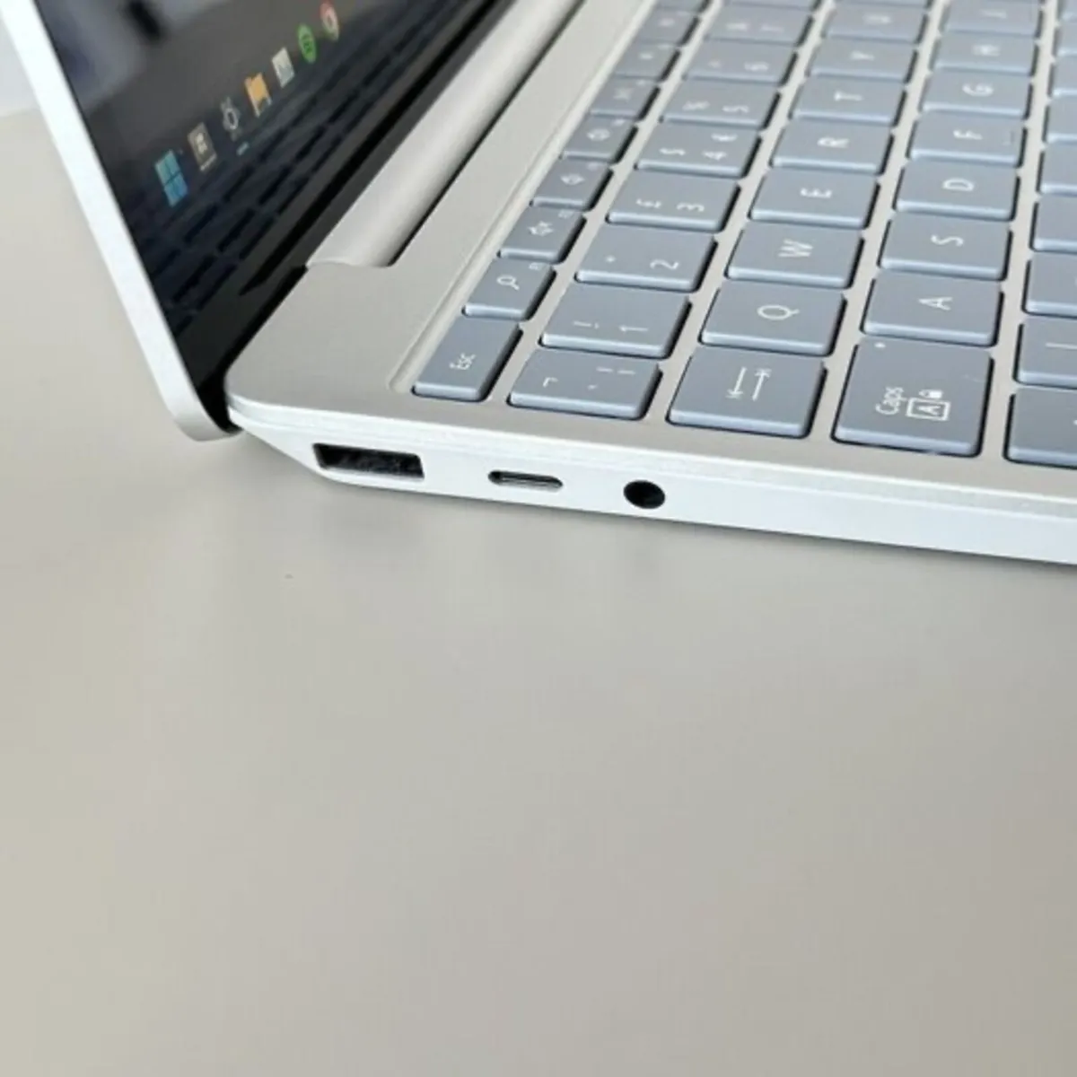 Microsoft Surface Laptop Go 2 - Excellent Conditio - Image 2