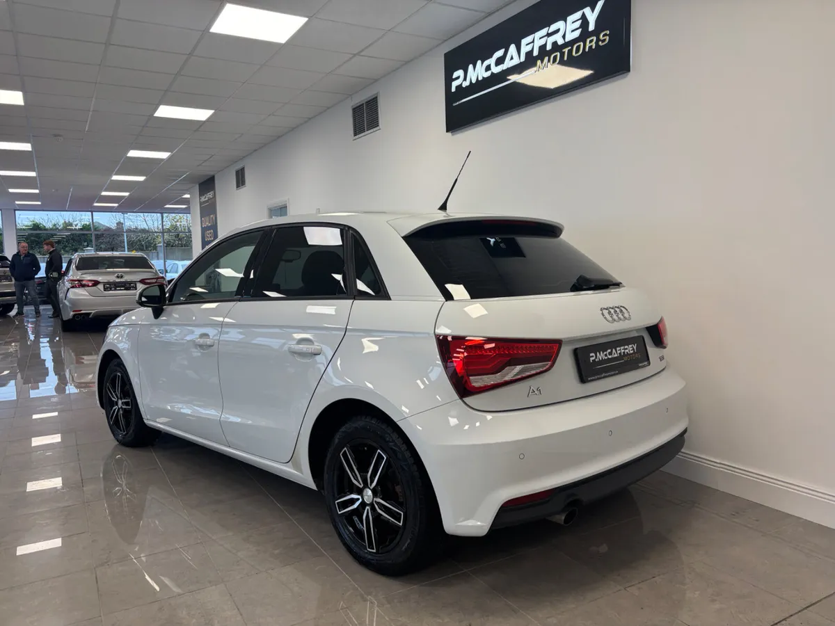 2016 Audi A1 SPORTBACK 1.0 TFSI 95 BHP SE AUTO - Image 3