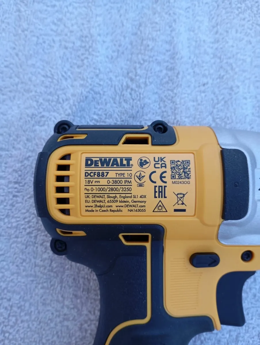 DeWalt dcf887 - Image 4
