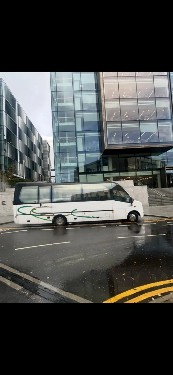 Mercedes-Benz Other 2005 - Image 2