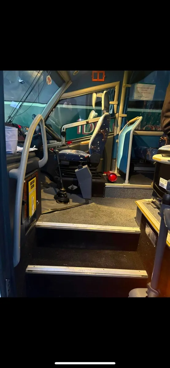 Mercedes-Benz Other 2005 - Image 3