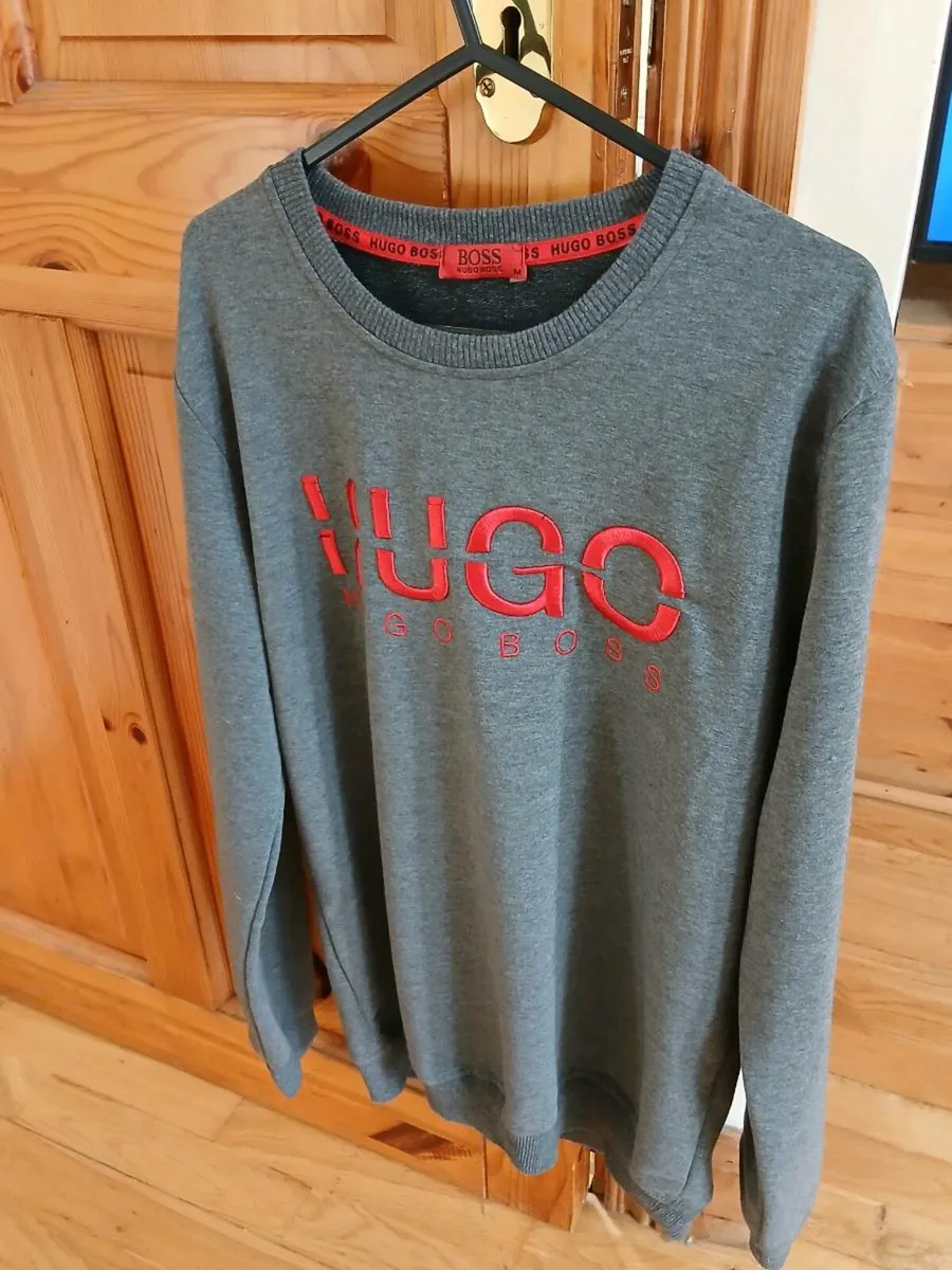 Hugo boss men's jumper new can deliver only 20 - Image 1