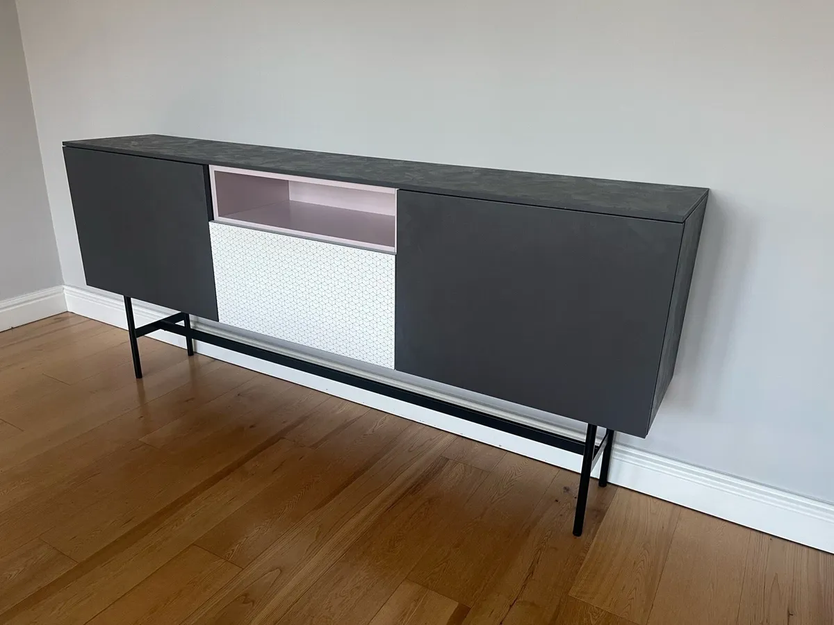Sideboard - Image 4