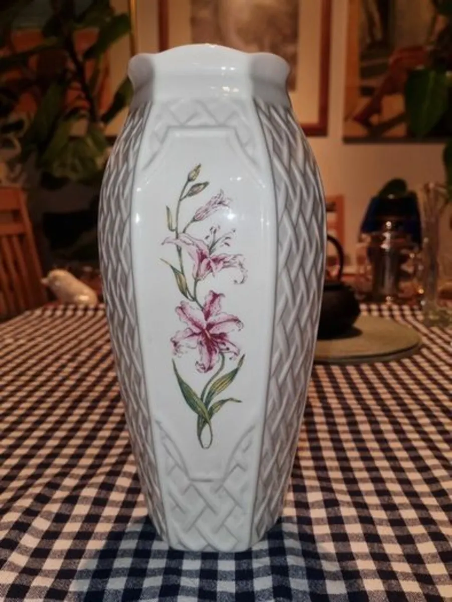 Belleek Large Vase - Image 1