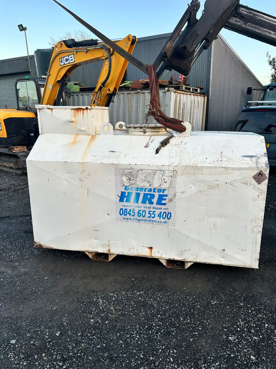 Storage tank - Image 1