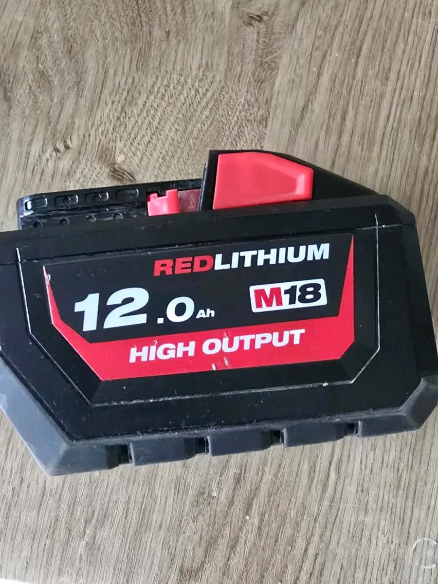 MILWAUKEE M18 12 AMP Battery - Image 1