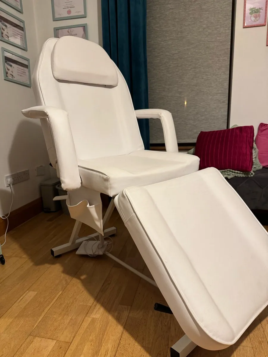 Beauty bed - Image 2