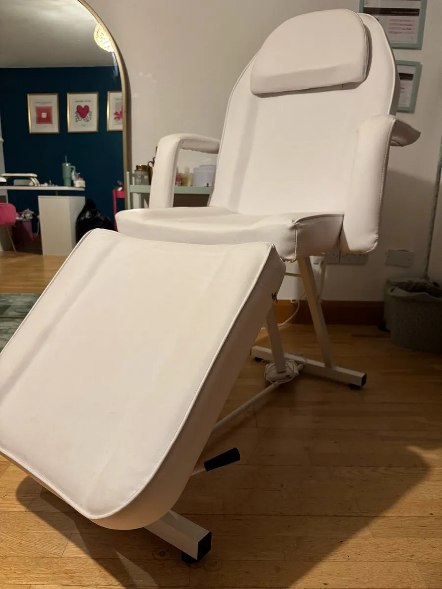 Beauty bed - Image 3