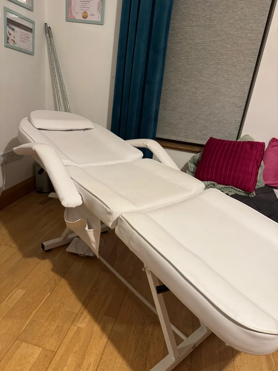 Beauty bed - Image 4
