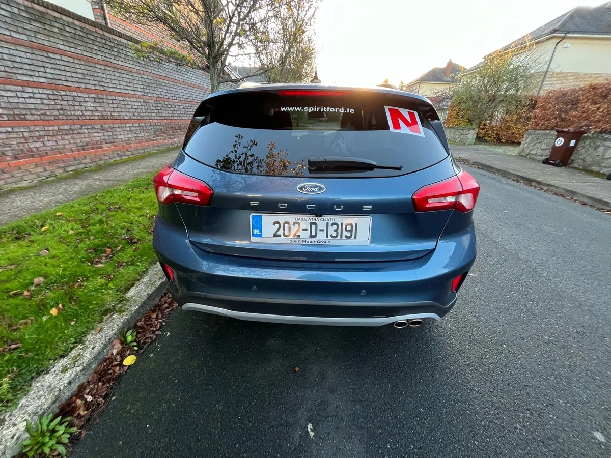 Ford Focus Active Automatic LOW MILEAGE - Image 4