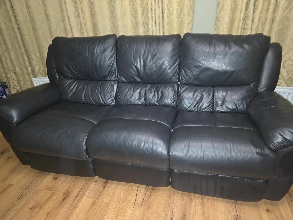 Black leather couch and armchair - Image 4