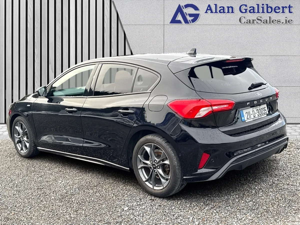 Ford Focus ST-LINE EDITION 1.0T €105 PW - Image 2