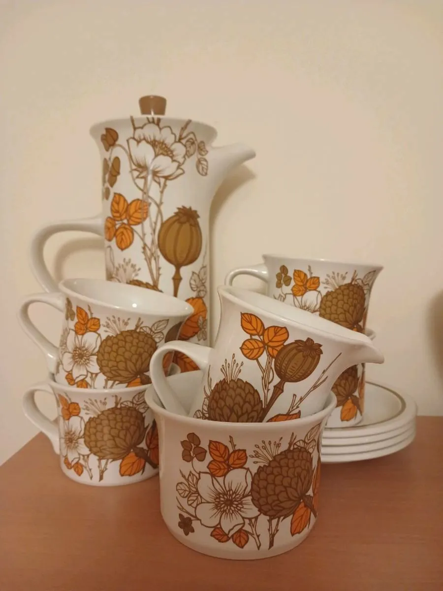 Midwinter Coffee Set - Image 1