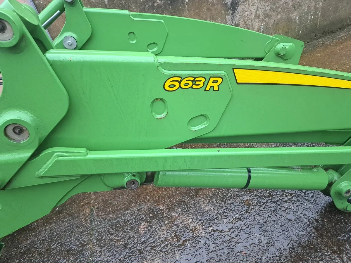 John Deere 663R Loader - Image 2