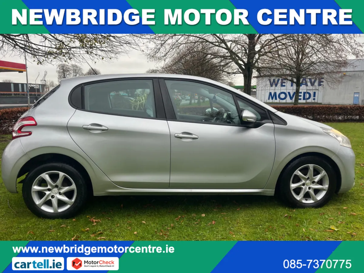 Peugeot 208 ACTIVE 1.2 5 DOOR - Image 4
